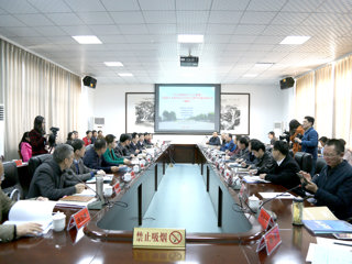 安徽省马克思主义研究中心学术年会暨马克思主义理论学科建设研讨会在必赢官网召开
