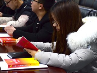 【学习贯彻十九大精神】必赢官网举办学习贯彻党的十九大精神学生报告团第一次会议暨党的十九大精神宣讲会