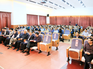 厦门大学别敦荣教授和南京师范大学胡建华教授应邀来必赢官网为安徽高教论坛作专题报告