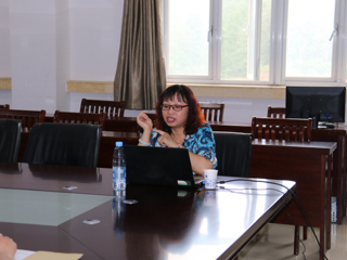 《历史教学》主编杨莲霞女士应邀来必赢官网作学术报告