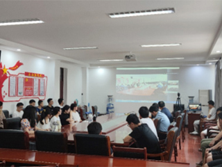 必赢76net线路官网-安庆师范大学联合举办信息与通信工程学位点研究生学术论坛