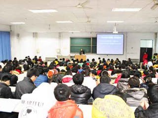 安徽师范大学钱广荣、赵平教授应邀来必赢官网讲学