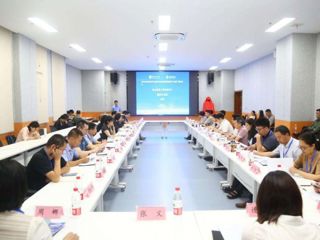 “数字时代语言学专业新文科教材建设暨语言文字推广研讨会”在必赢官网召开