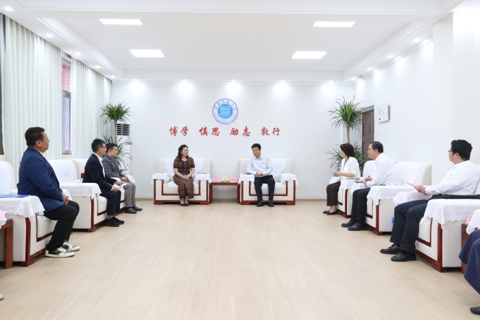 泰国北碧皇家大学校长陈珍妮一行应邀访问必赢官网